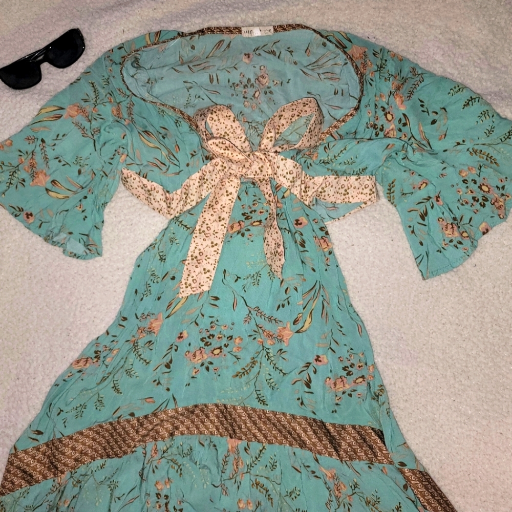 Wicked AF Peek-a-boo Floral Summer Dress Small